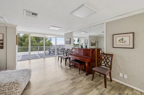 $955,000 | 400 Davey Glen Road, Unit 4623, Belmont, CA 94002