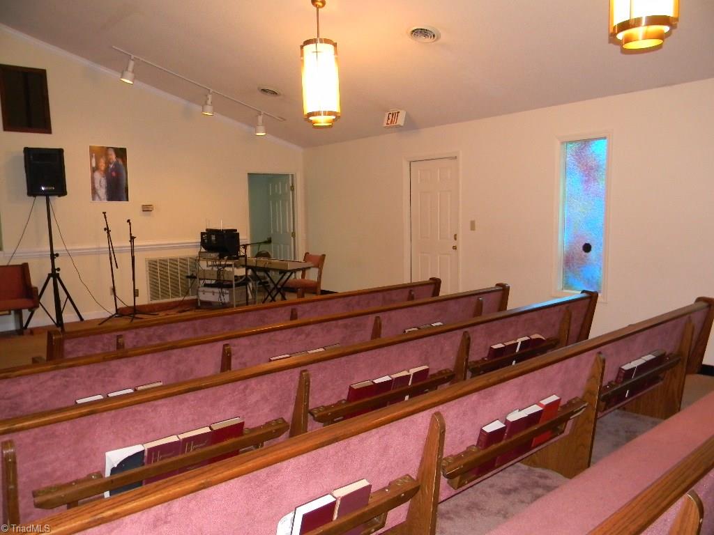 402 Cedar Street High Point, NC 27260 - Photo 15 of 27 Gallery Image 15