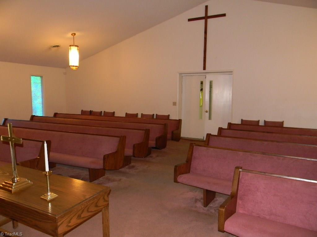 402 Cedar Street High Point, NC 27260 - Photo 17 of 27 Gallery Image 17
