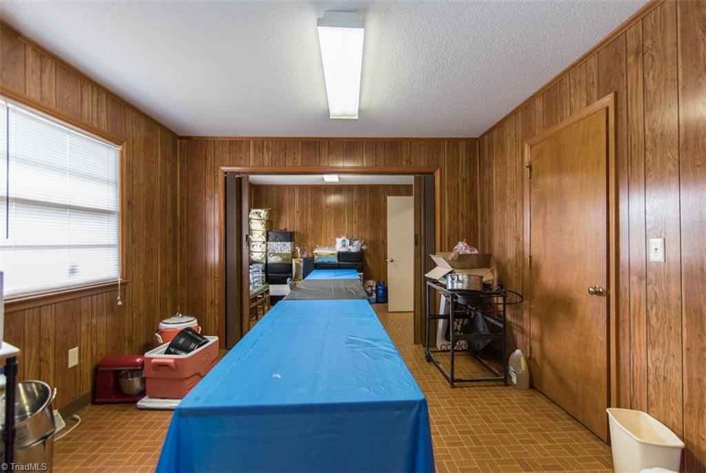 402 Cedar Street High Point, NC 27260 - Photo 19 of 27 Gallery Image 19