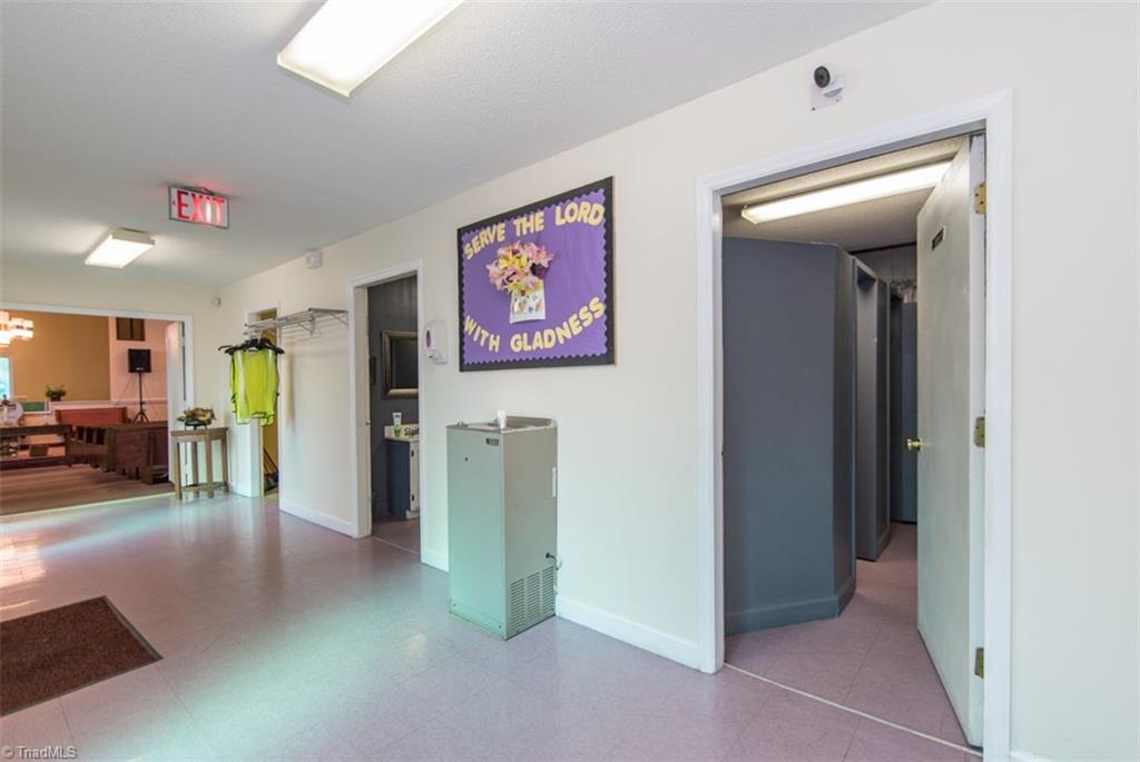 402 Cedar Street High Point, NC 27260 - Photo 24 of 27 Gallery Image 24