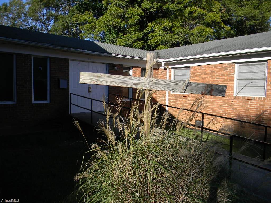 402 Cedar Street High Point, NC 27260 - Photo 8 of 27 Gallery Image 8