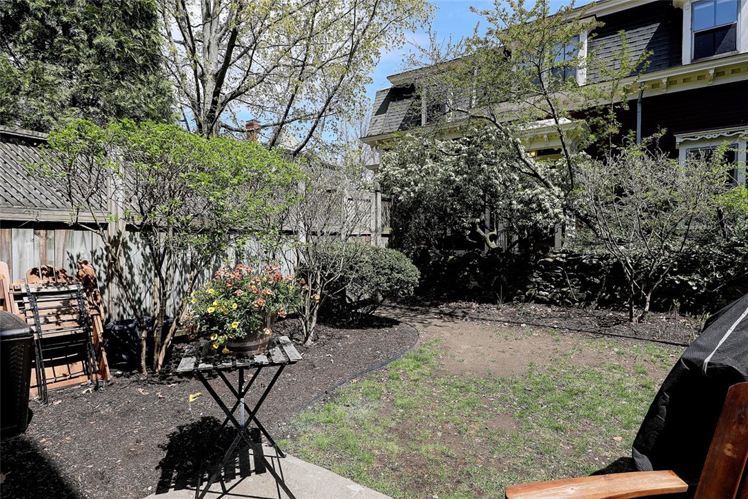 125 Prospect Street, Unit 1 Providence, RI 02906 - Photo 38 of 42