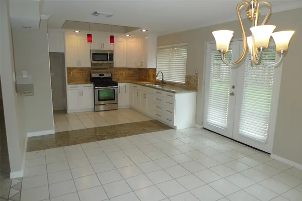$1,795 | 15406 Ensenada Drive, Houston, TX 77083