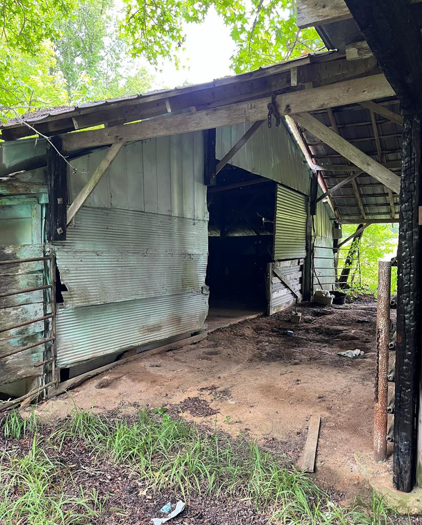 1057 Robert Scott Road McComb, MS 39648 - Photo 32 of 36 Photo 32