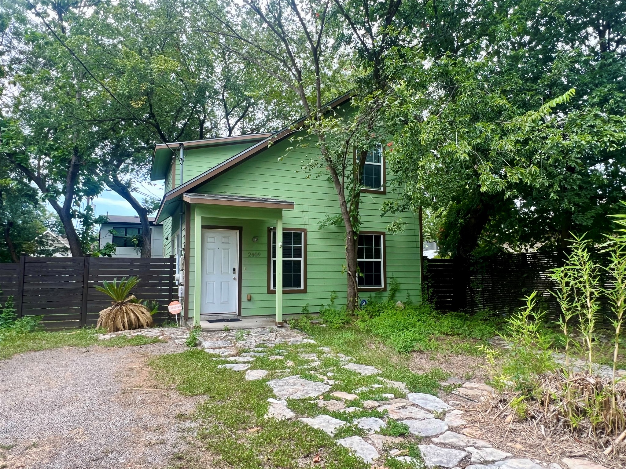 2409 Santa Rosa Street Austin, TX 78702 - Photo 2 of 19
