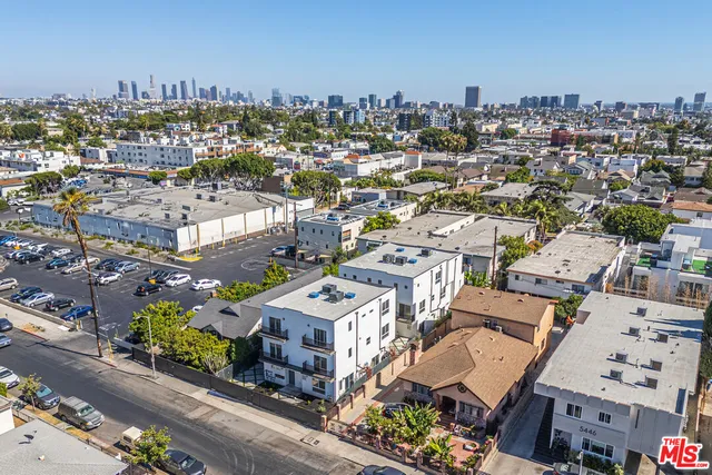 $4,578 | 5436 Romaine Street, Unit 1/2, Los Angeles, CA 90038
