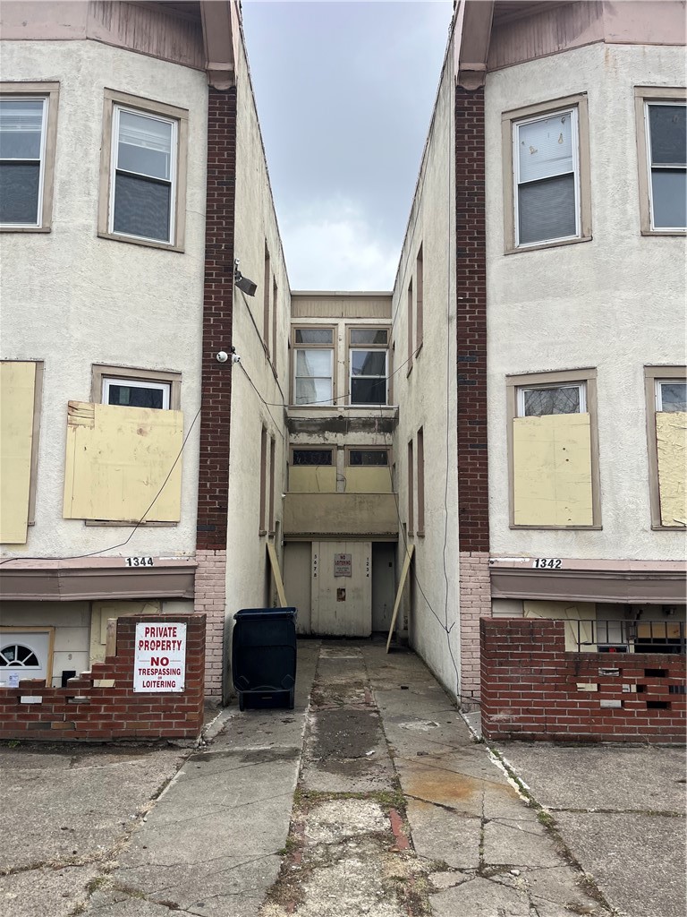 1344 Dewey Avenue, Unit 1342 Rochester, NY 14613 - Photo 3 of 39