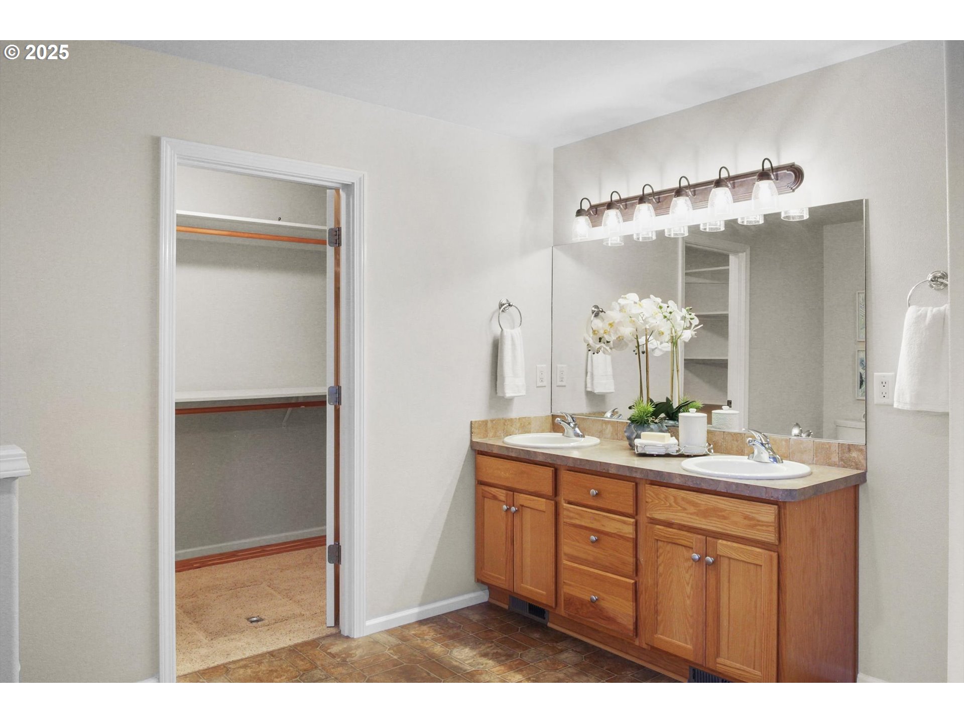 6309 Elena Street Northeast Albany, OR 97321 - Photo 28 of 43