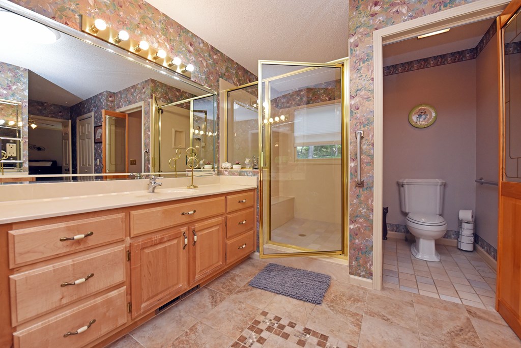 6000 Robinson Road Young Harris, GA 30582 - Photo 3 of 62 Gallery Image 3