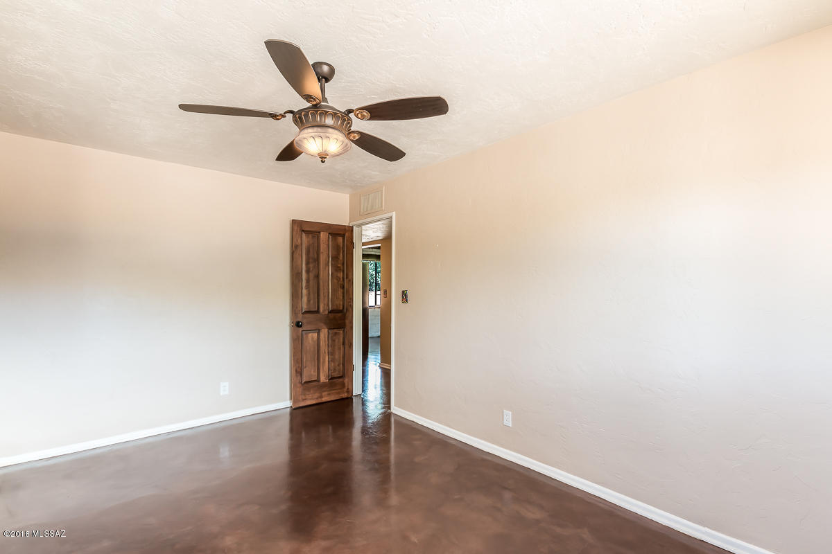 4957 East Fort Lowell Road Tucson, AZ 85712 - Photo 25 of 42