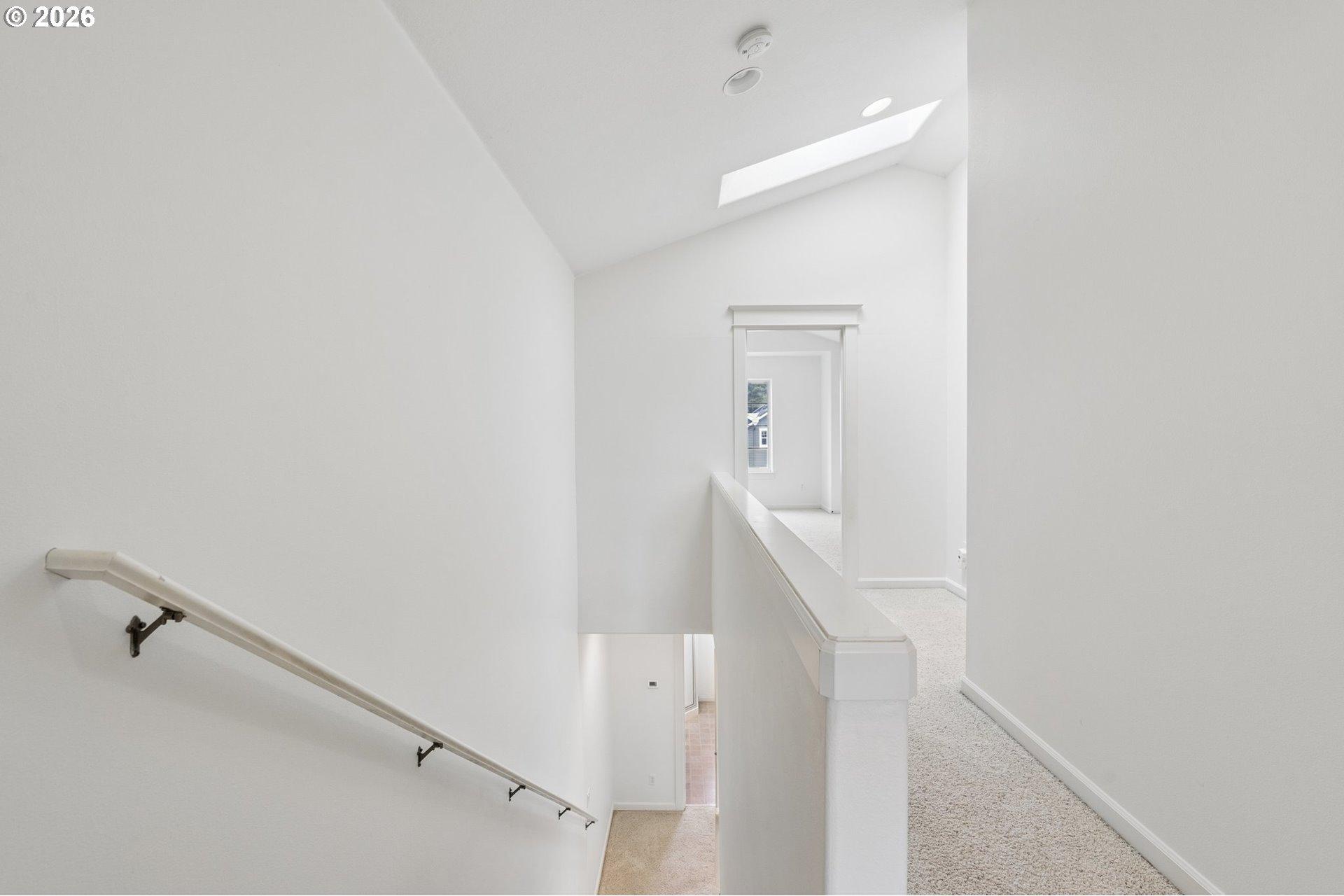 20750 Viewpoint Road West Linn, OR 97068 - Photo 21 of 48 Staircase