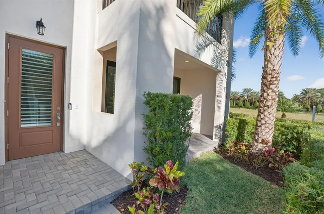 $6,100 | 12510 Cross Pointe Drive, Palm Beach Gardens, FL 33418