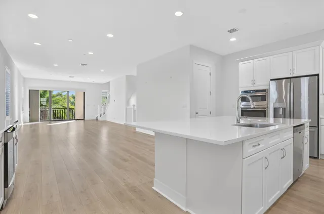 $6,100 | 12510 Cross Pointe Drive, Palm Beach Gardens, FL 33418