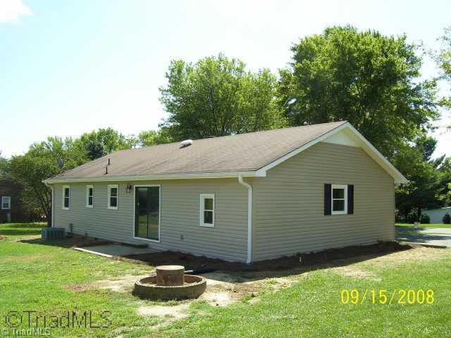 509 Jackson Rd Extension Mount Airy, NC 27030 - Photo 5 of 9 Other. Left side of home from rear