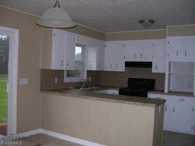509 Jackson Rd Extension Mount Airy, NC 27030 - Photo 7 of 9 Other. Kitchen