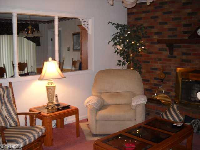 7105 Kingston Road Trinity, NC 27360 - Photo 2 of 16 Living Room. View of LR and Dining area from front entrace