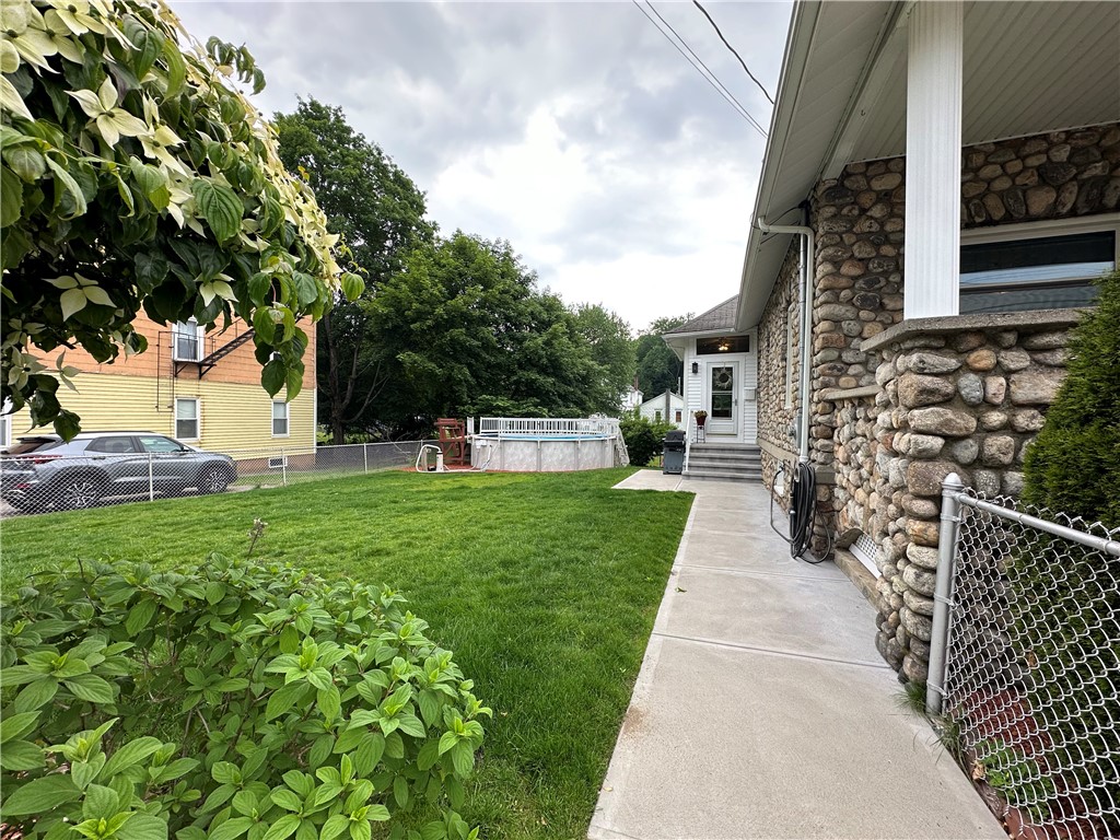 side yard