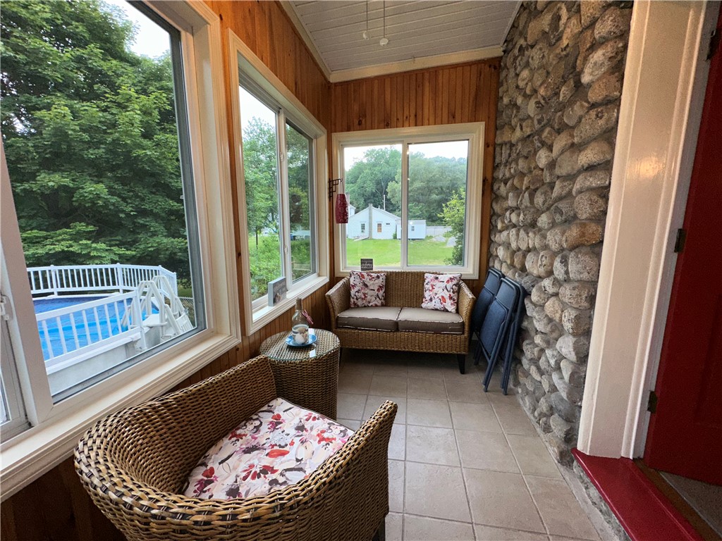 370 Old River Road Lincoln, RI 02838 - Photo 10 of 27 Gallery Image 10