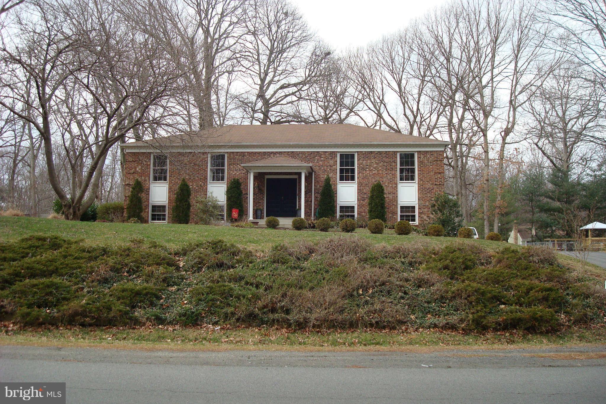 5004 Pheasant Ridge Road Fairfax, VA 22030 - Photo 1 of 29 Exterior (Front)