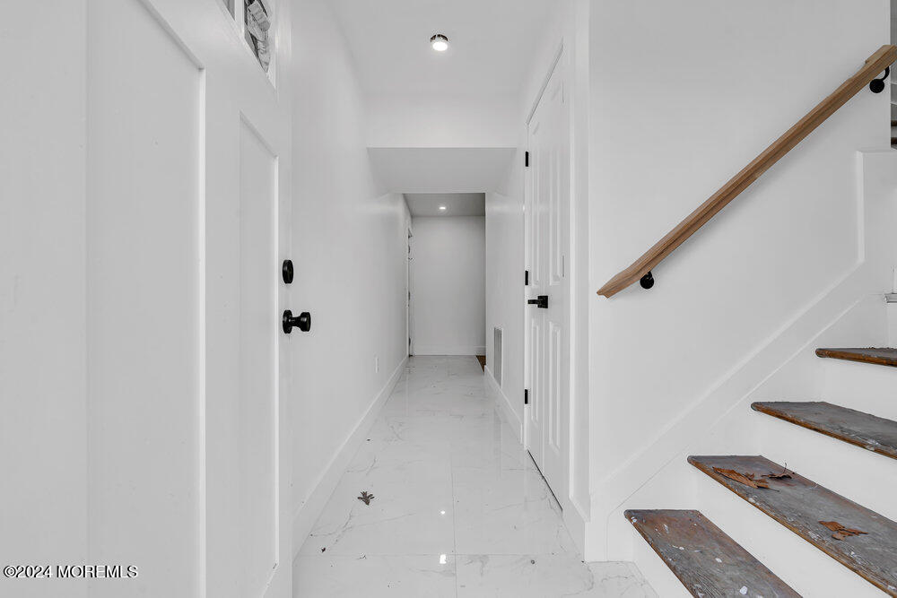 44 Cranmer Road Bayville, NJ 08721 - Photo 4 of 20 007_dsc04866_430