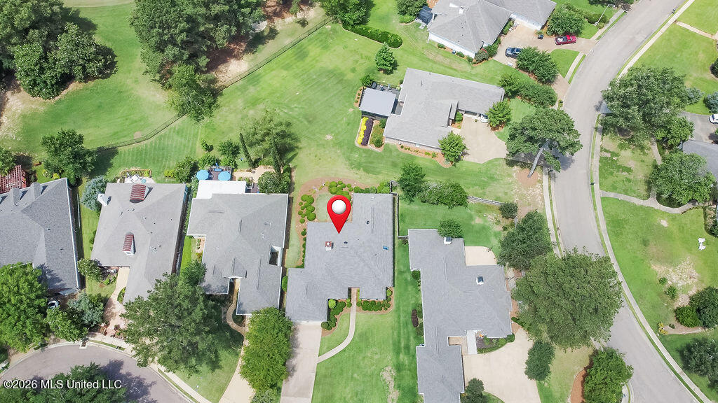 405 Eastpointe Cove Madison, MS 39110 - Photo 4 of 39 1