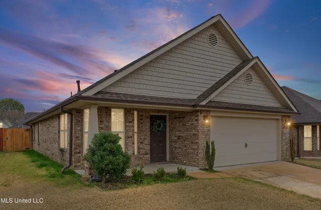 $270,000 | 7952 Allenwood Lane, Olive Branch, MS 38654