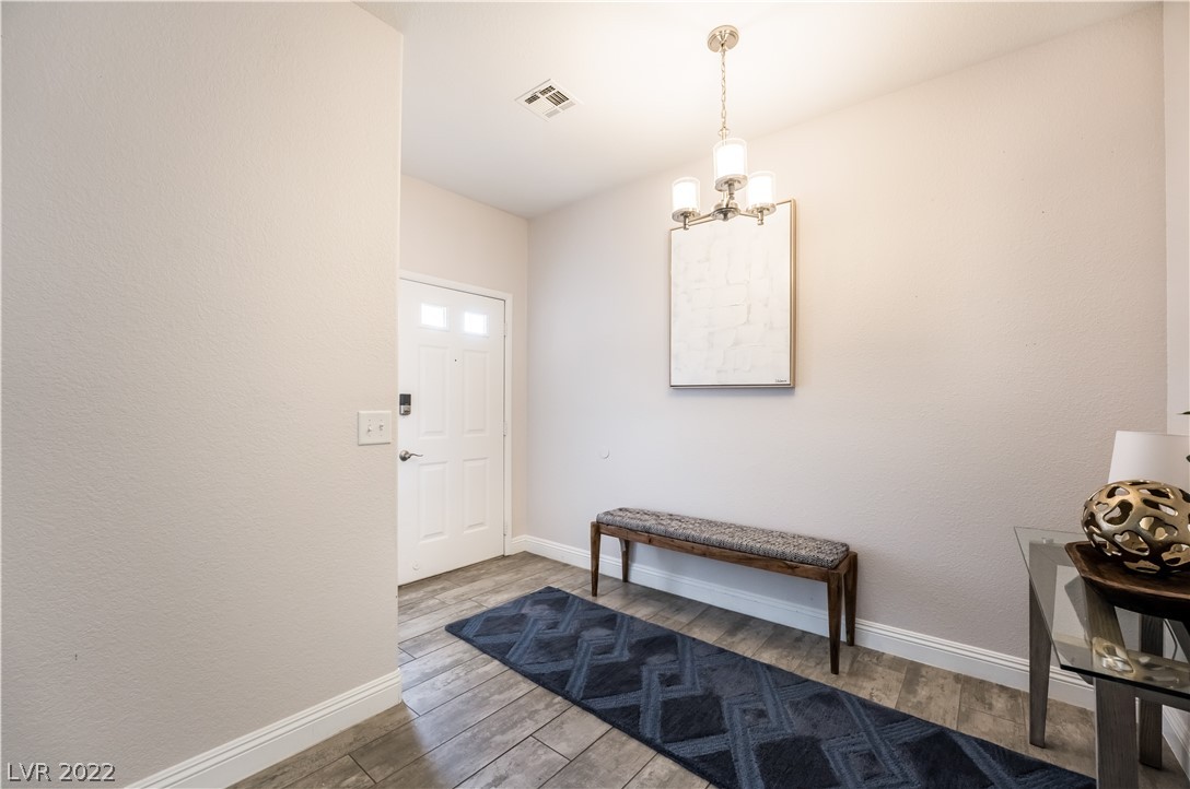 2308 Loggerhead Road Las Vegas, NV 89117 - Photo 4 of 41