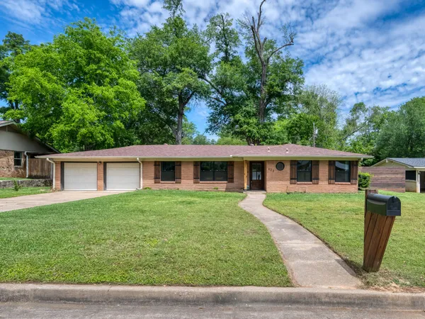 $339,500 | 623 Beechwood Drive, Tyler, TX 75701