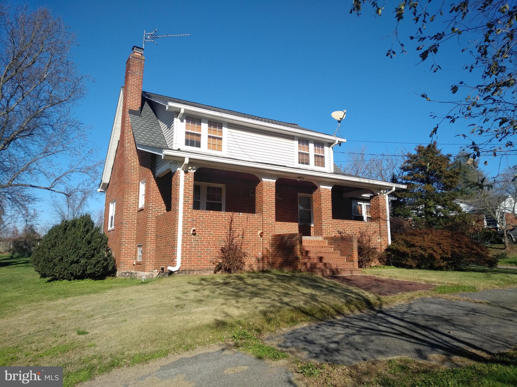 20405 Whites Ferry Road Poolesville, MD 20837 - Photo 1 of 3