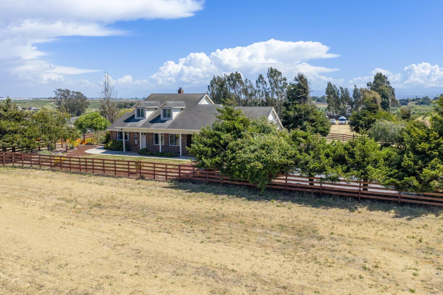 268 Espinosa Road Salinas, CA 93907 - Photo 2 of 23