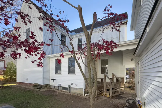 $500,000 | 31 Talbot Avenue, Rockland, ME 04841