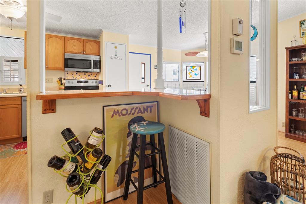 148 Nightingale Circle Ellenton, FL 34222 - Photo 13 of 47 a picture of a room with furniture and a window