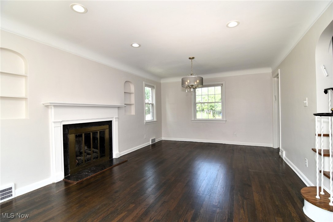 2516 Laurelhurst Road Cleveland, OH 44118 - Photo 9 of 39 Gallery Image 9