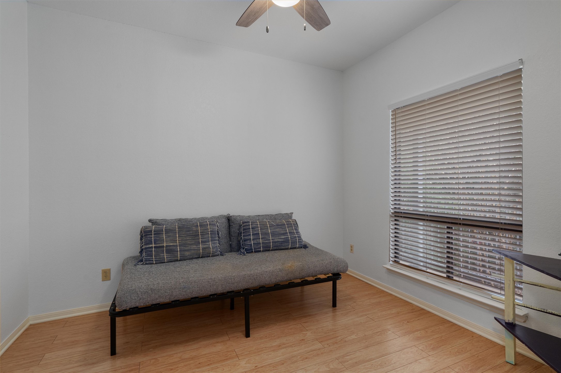 3840 Far W Boulevard, Unit 206 Austin, TX 78731 - Photo 15 of 20 The secondary bedroom has a versatile design.