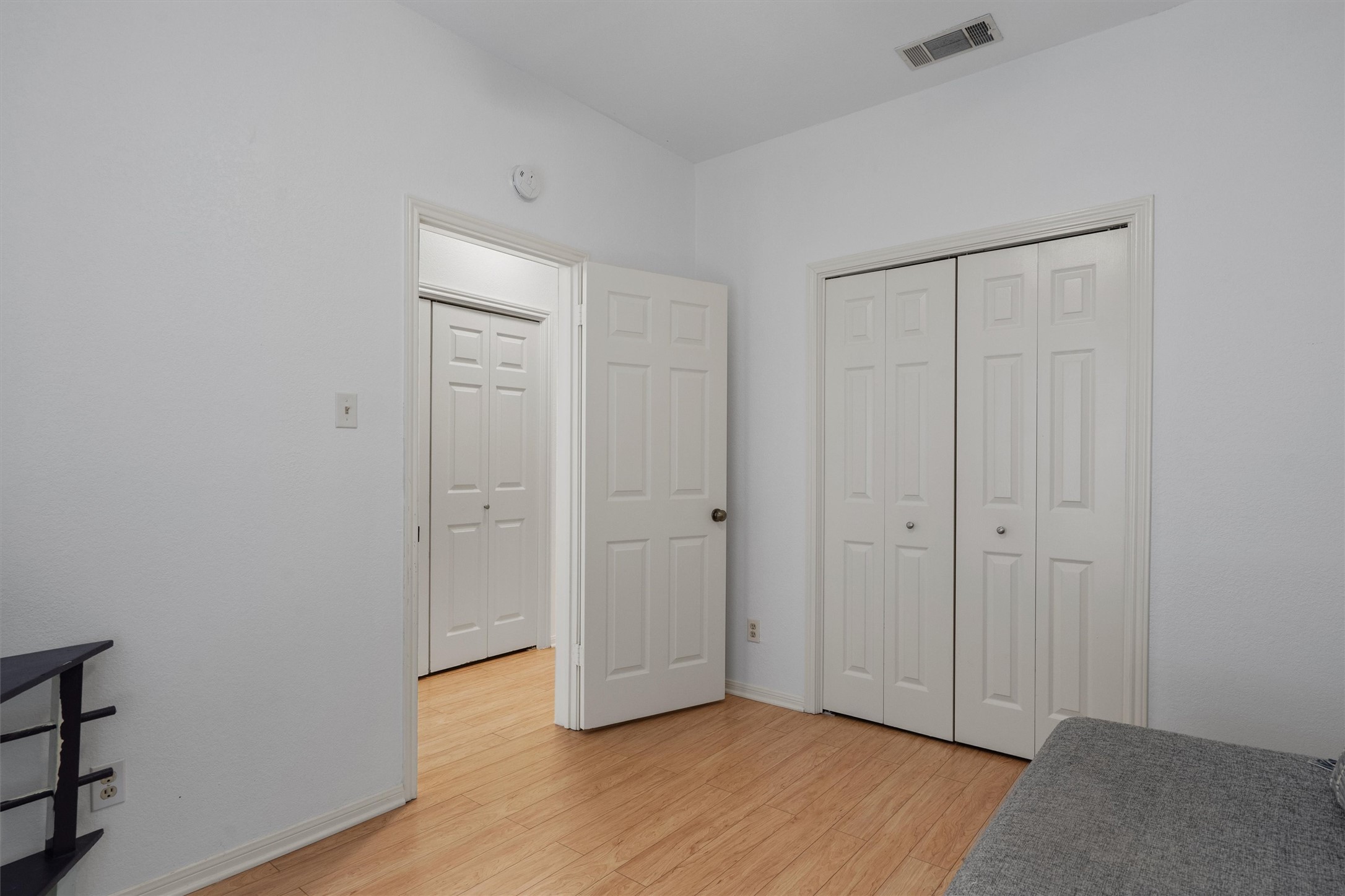 3840 Far W Boulevard, Unit 206 Austin, TX 78731 - Photo 16 of 20 It can be configured for guests, roommates, or a work-from-home setup.