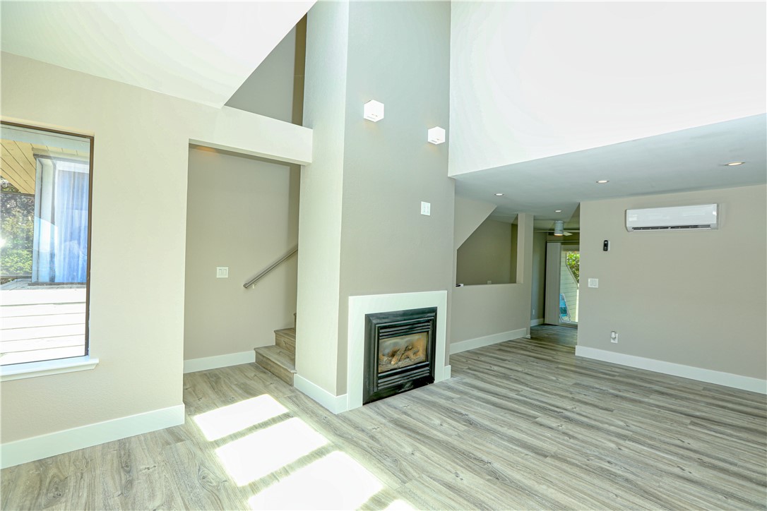 1663 Ramona Avenue Grover Beach, CA 93433 - Photo 12 of 28 Living room
