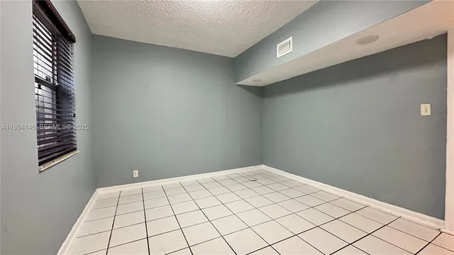 $2,300 | 2220 Charleston Street, Unit 1, Hollywood, FL 33020