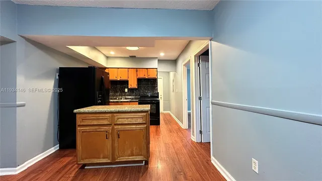 $2,300 | 2220 Charleston Street, Unit 1, Hollywood, FL 33020