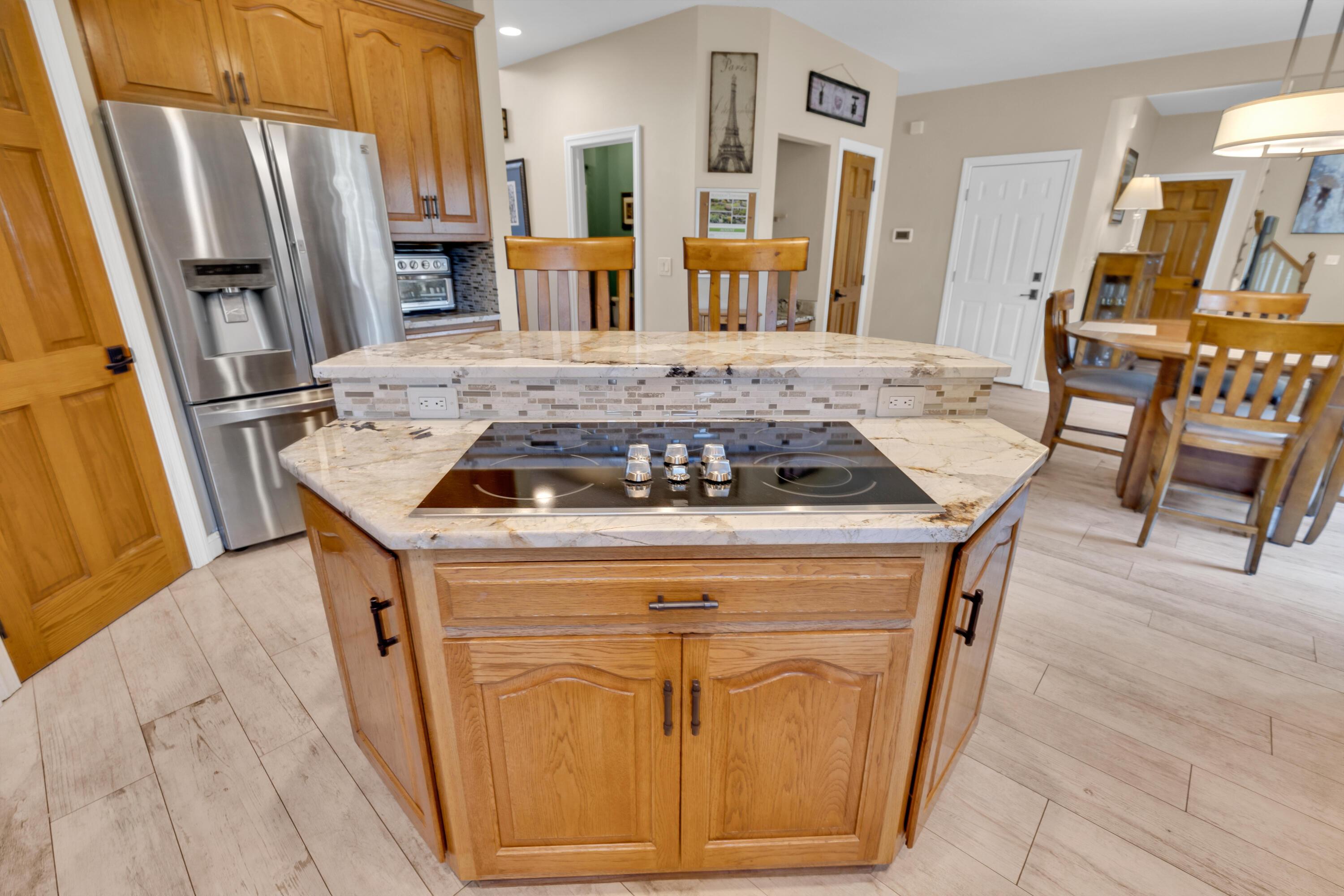 4731 Smothers Road Westerville, OH 43081 - Photo 19 of 62 Kitchen Island