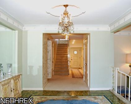 507 Hampshire Road Akron, OH 44313 - Photo 2 of 24