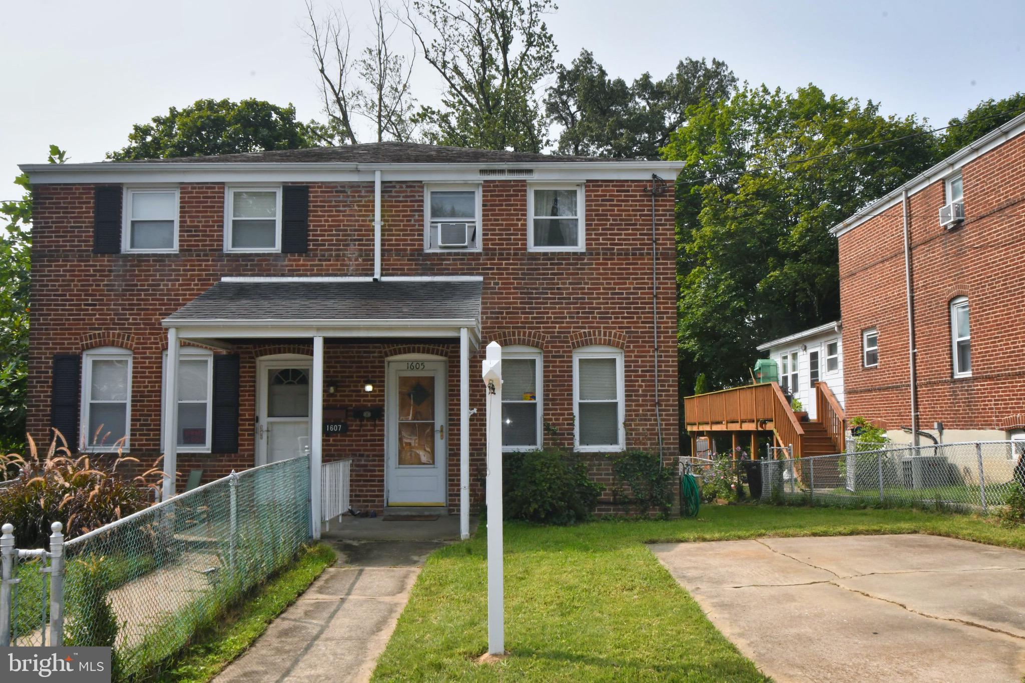1605 Mussula Road Baltimore, MD 21286 - Photo 2 of 37 Front yard with parking pad