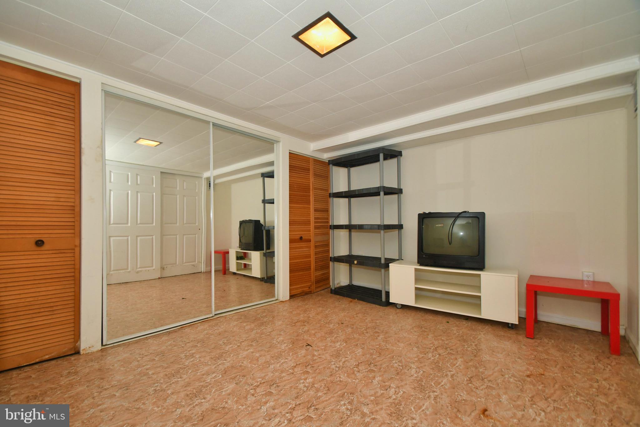 1605 Mussula Road Baltimore, MD 21286 - Photo 31 of 37 Basement Bonus Room