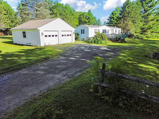 $1,200,000 | 41 Milkweed Lane, Sidney, ME 04330