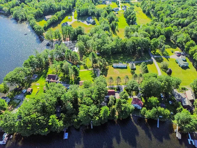 $1,200,000 | 41 Milkweed Lane, Sidney, ME 04330