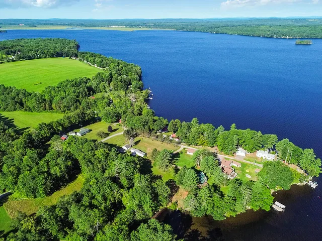 $1,200,000 | 41 Milkweed Lane, Sidney, ME 04330