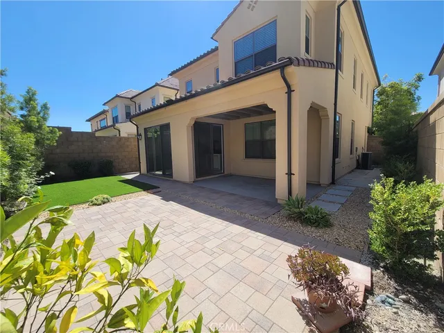 $5,550 | 108 Tartan, Irvine, CA 92620