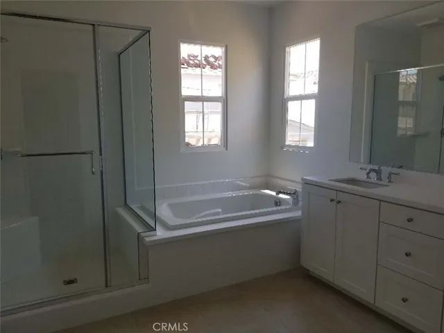 $5,550 | 108 Tartan, Irvine, CA 92620