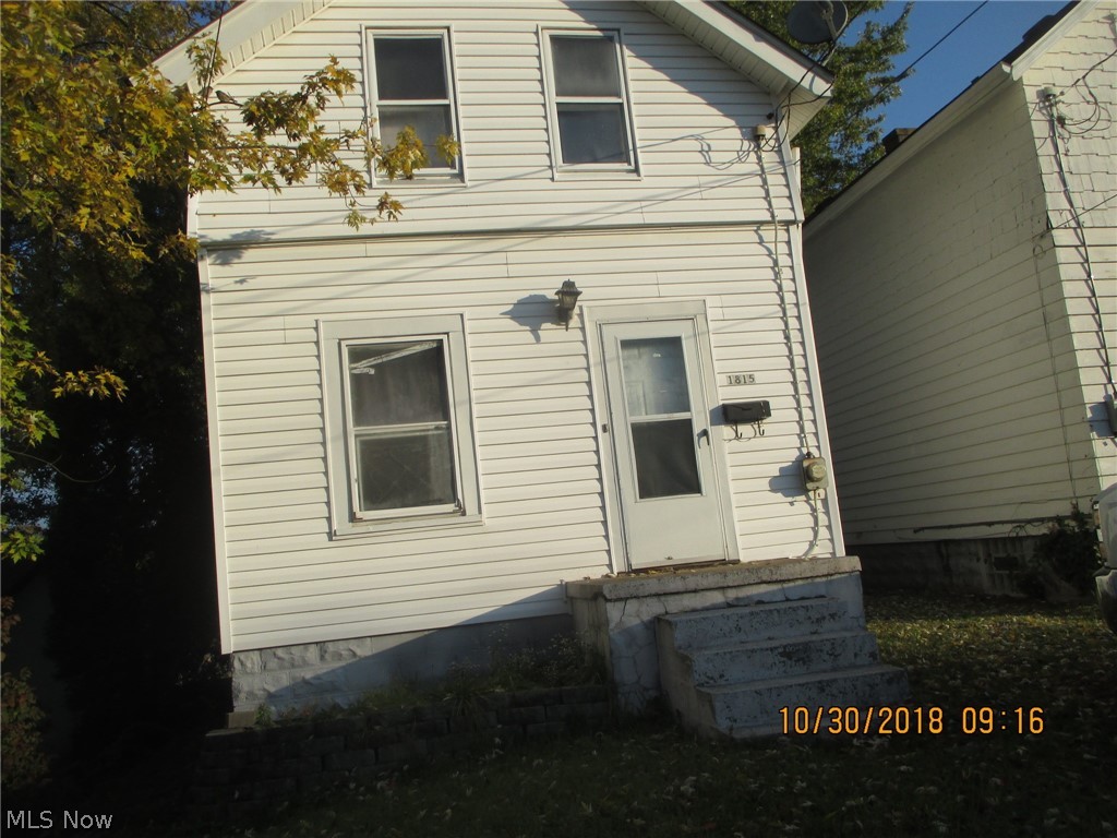 1815 Springfield Center Road Akron, OH 44312 - Photo 2 of 5