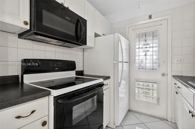 $53,500 | 16750 Northeast 14th Avenue, Unit 310, Miami, FL 33162